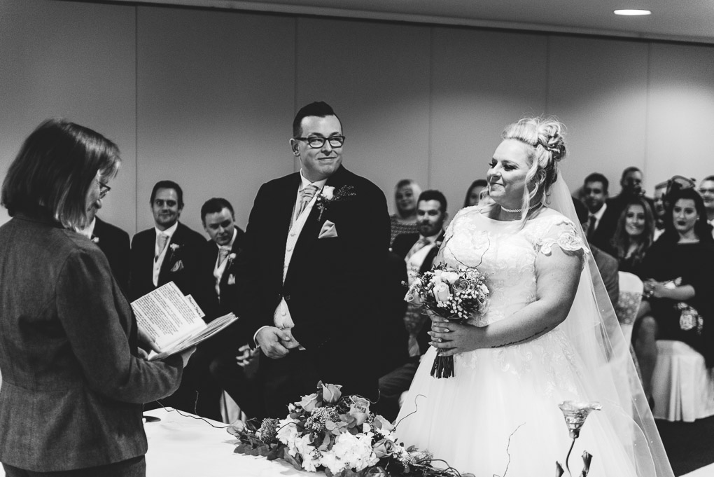  - WEB-GibbWedding-033.jpg